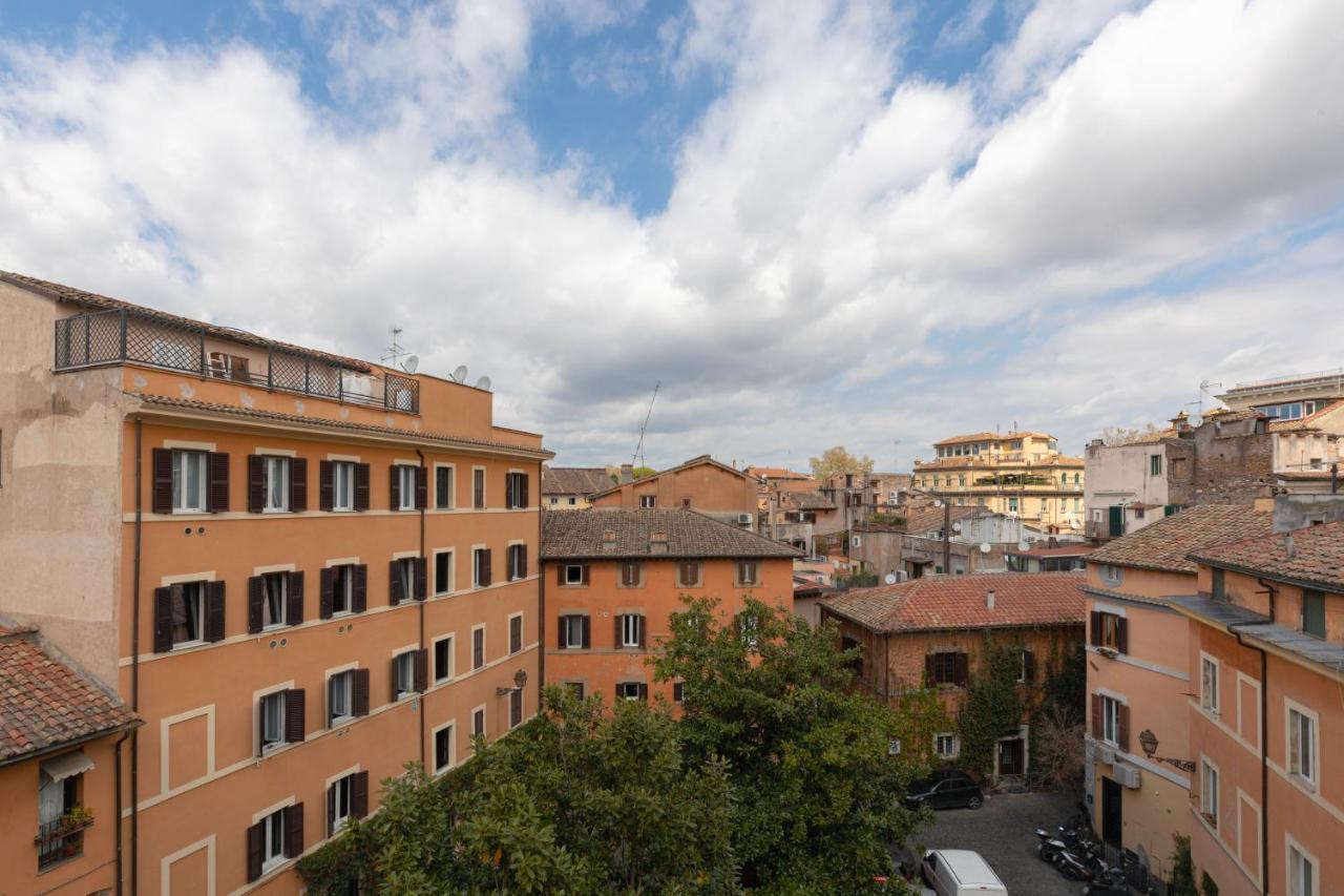 Amazing Penthouse With Terrace And Rooftop In Trastevere Rom Exterior foto
