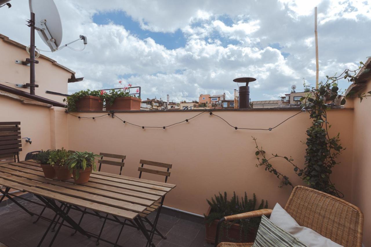 Amazing Penthouse With Terrace And Rooftop In Trastevere Rom Exterior foto