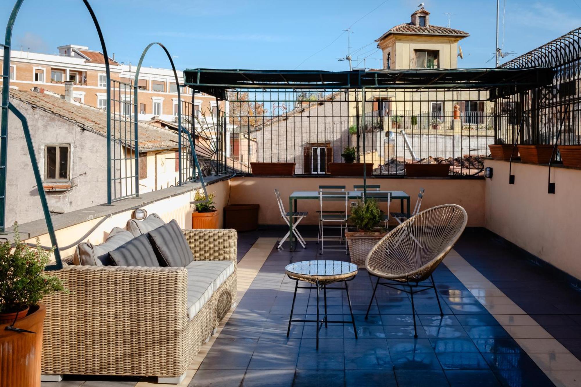 Amazing Penthouse With Terrace And Rooftop In Trastevere Rom Exterior foto